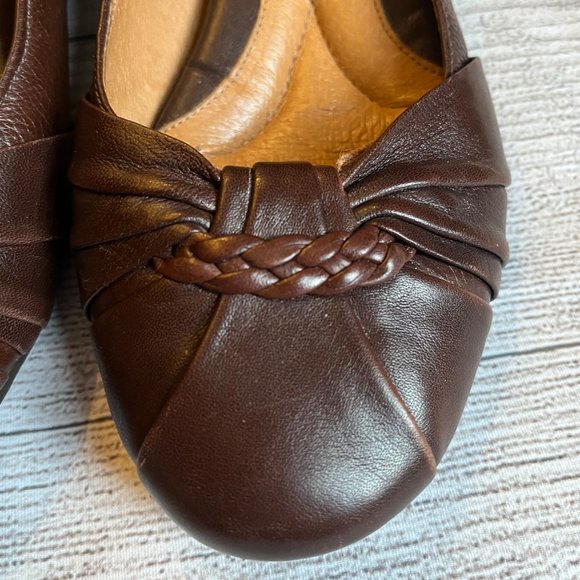 Nurture Brown Leather Women's Wedge Heel Shoes Size 9 - Picture 2 of 6